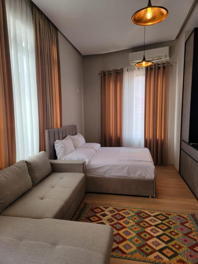 Berhami Studio Apartment Τίρανα Εξωτερικό φωτογραφία