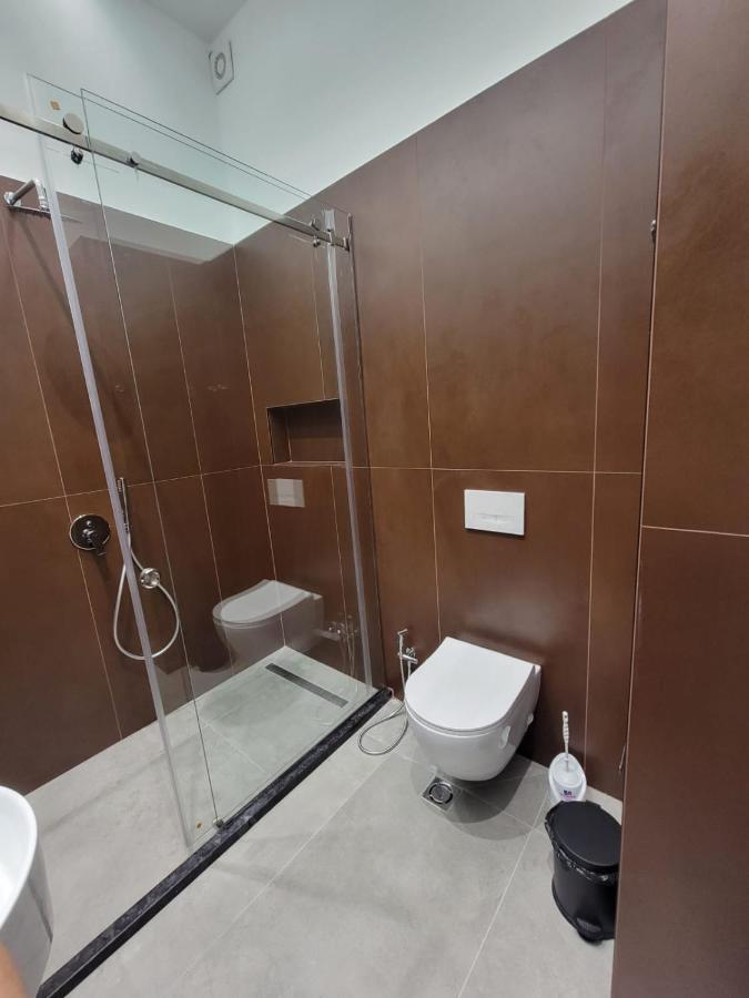 Berhami Studio Apartment Τίρανα Εξωτερικό φωτογραφία